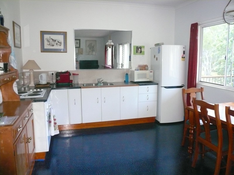 7 Granadilla Street, Macleay Island QLD 4184