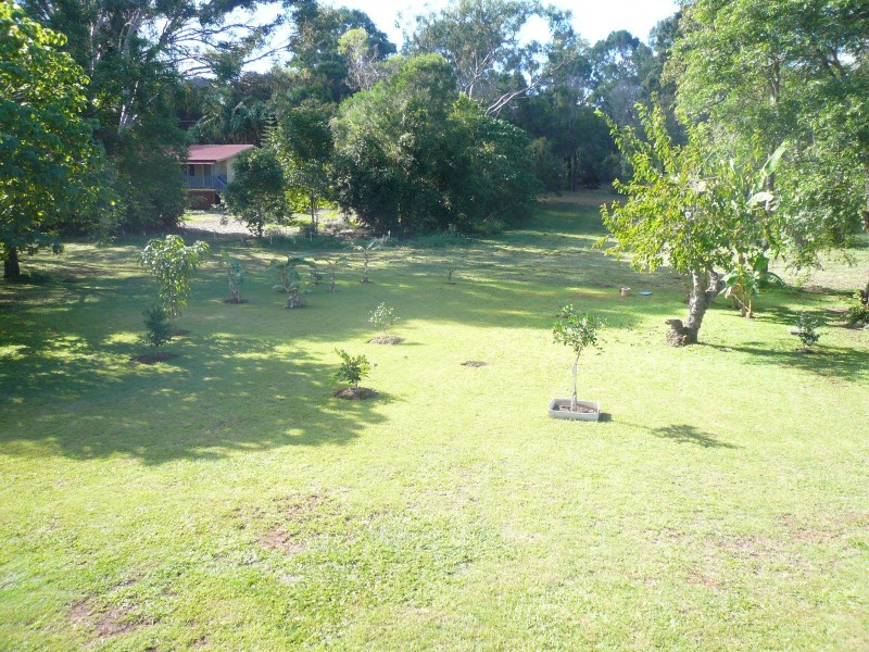 7 Granadilla Street, Macleay Island QLD 4184