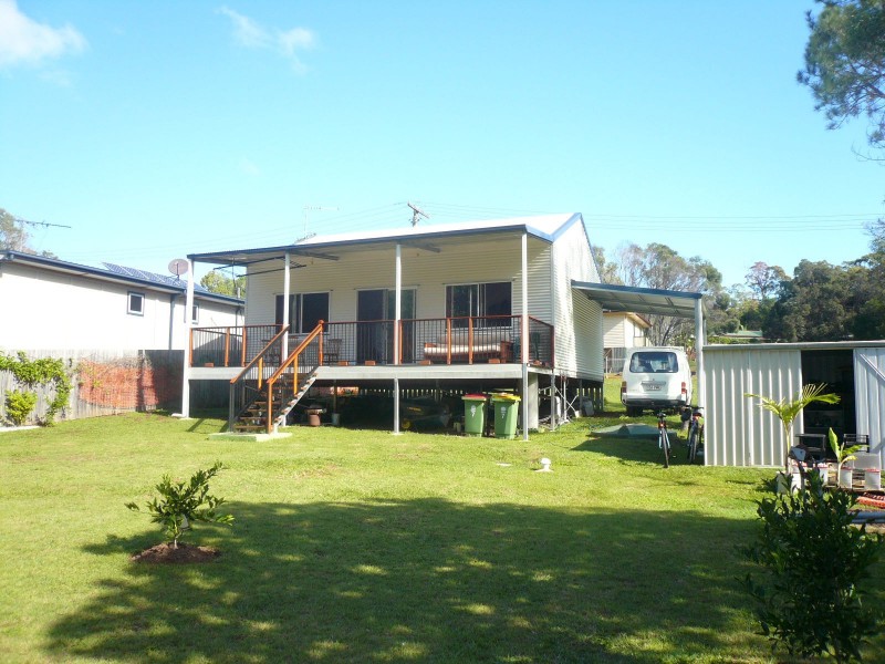 7 Granadilla Street, Macleay Island QLD 4184