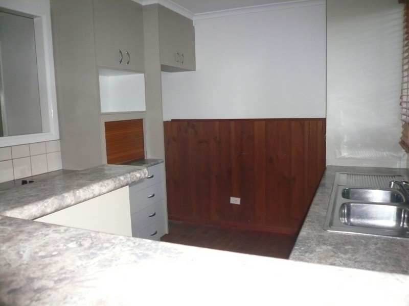 36 Coast Road, Macleay Island QLD 4184