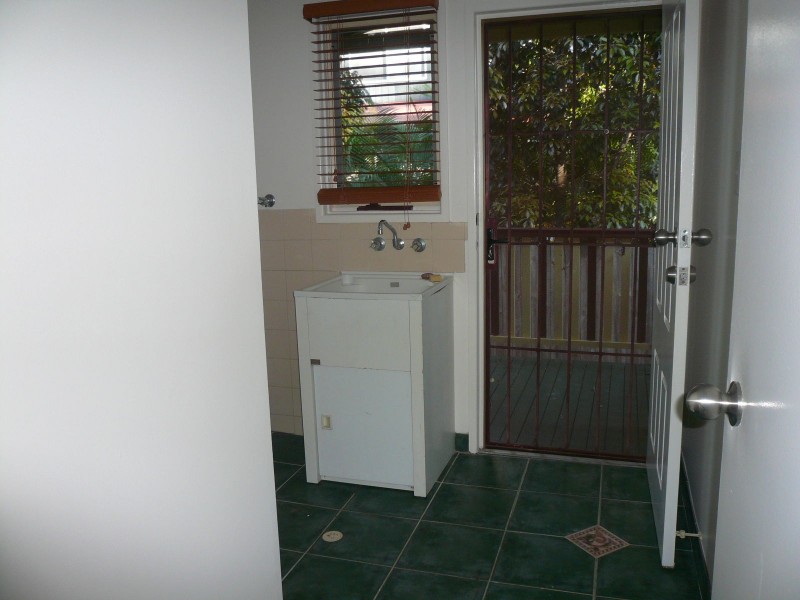 36 Coast Road, Macleay Island QLD 4184