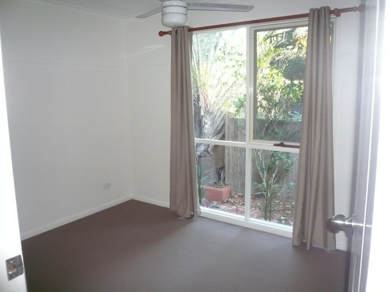 36 Coast Road, Macleay Island QLD 4184