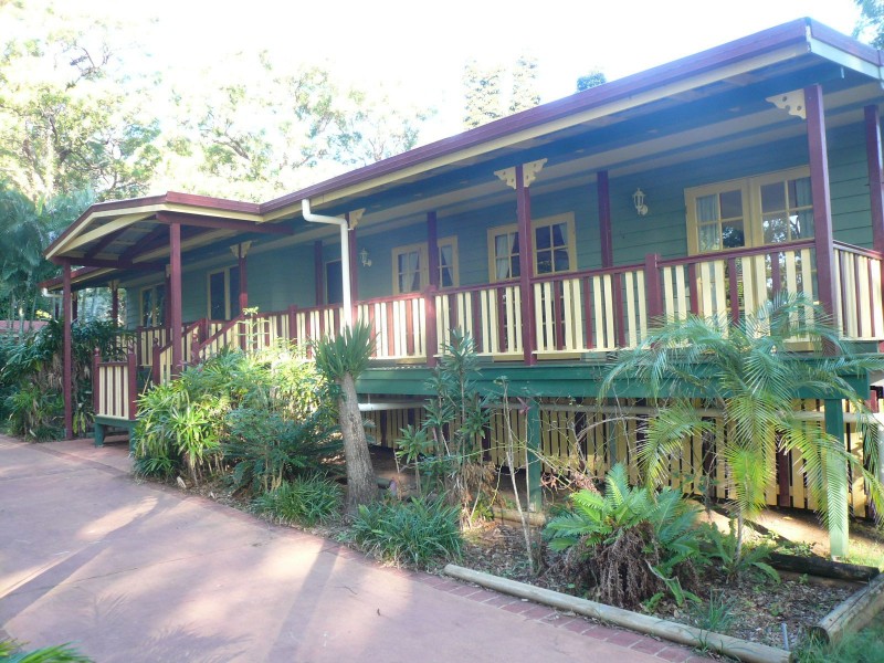 36 Coast Road, Macleay Island QLD 4184