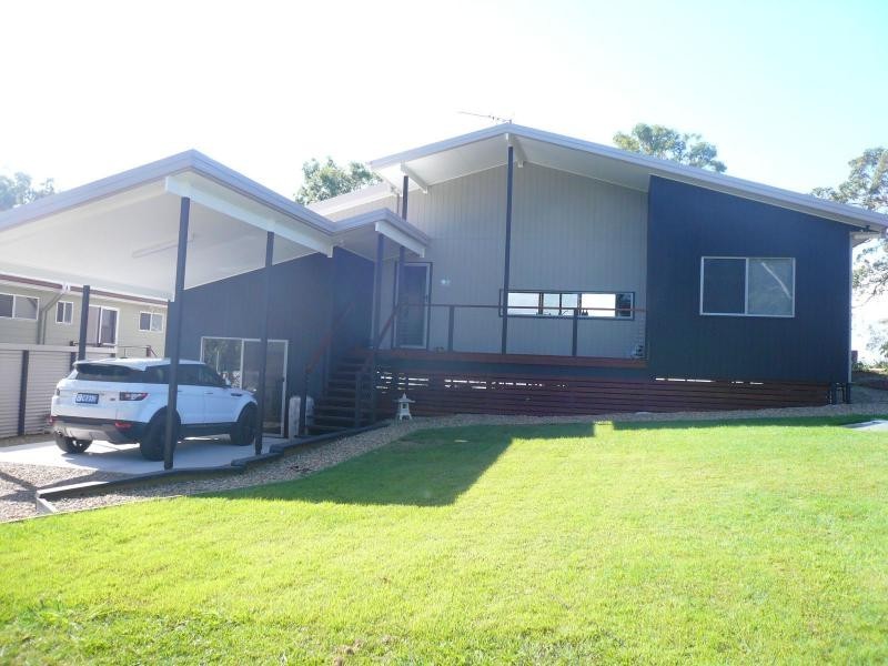 1 Island Outlook, Macleay Island QLD 4184