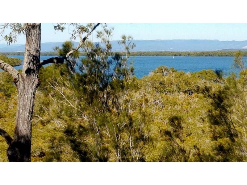 168 Treasure Island Avenue, Karragarra Island QLD 4184