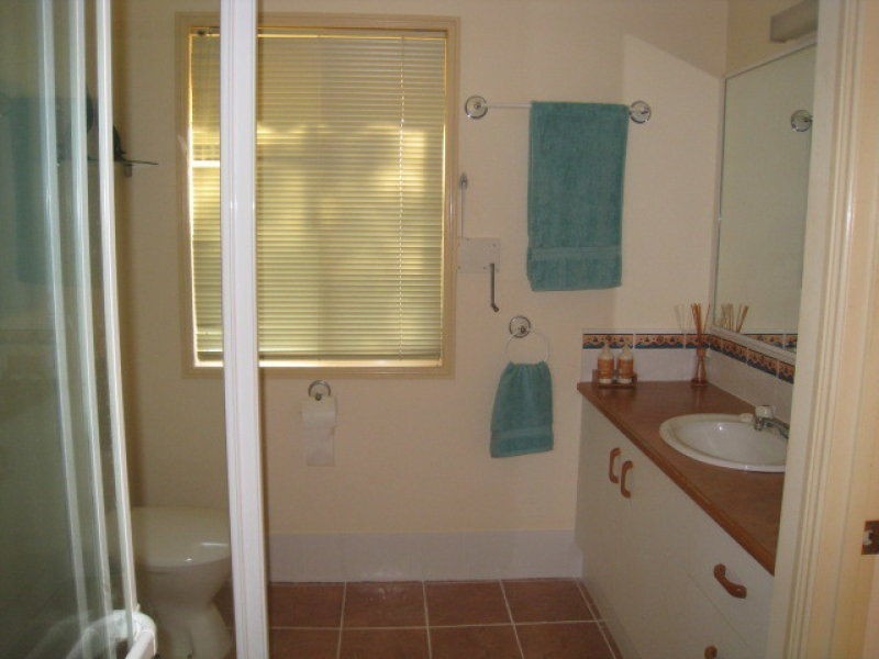 14 Oasis Drive, Russell Island QLD 4184