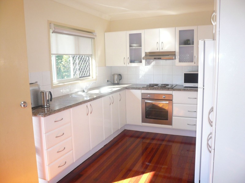 28 Mel Street, Macleay Island QLD 4184
