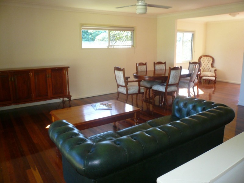 28 Mel Street, Macleay Island QLD 4184