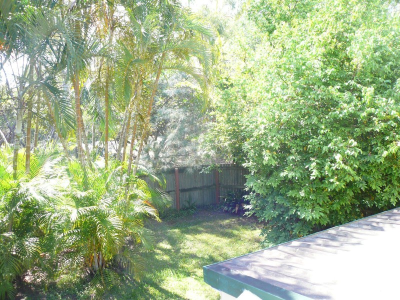 93-95 High Central Road, Macleay Island QLD 4184