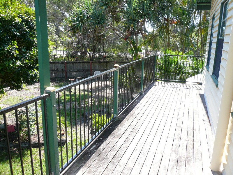 93-95 High Central Road, Macleay Island QLD 4184