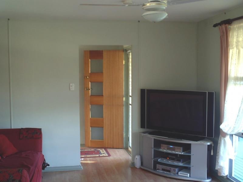 11 Lemontree Drive, Macleay Island QLD 4184