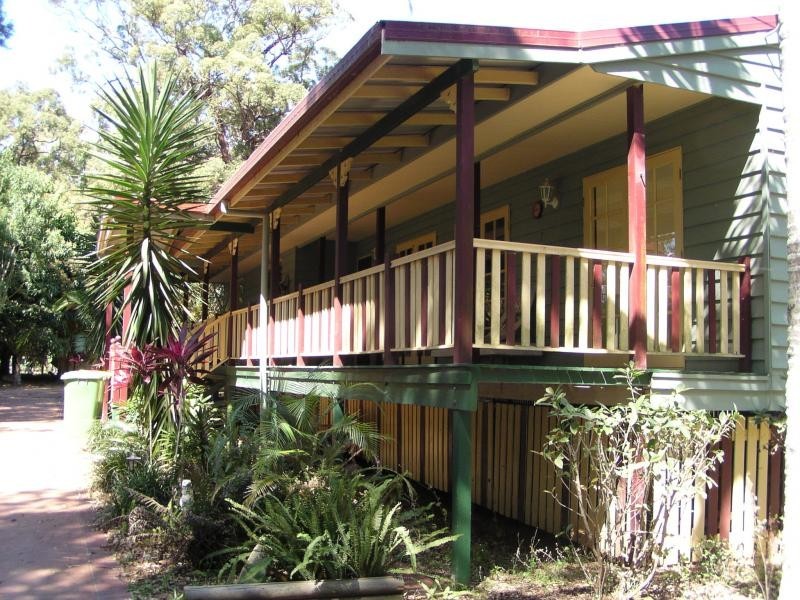 36 Coast Road, Macleay Island QLD 4184
