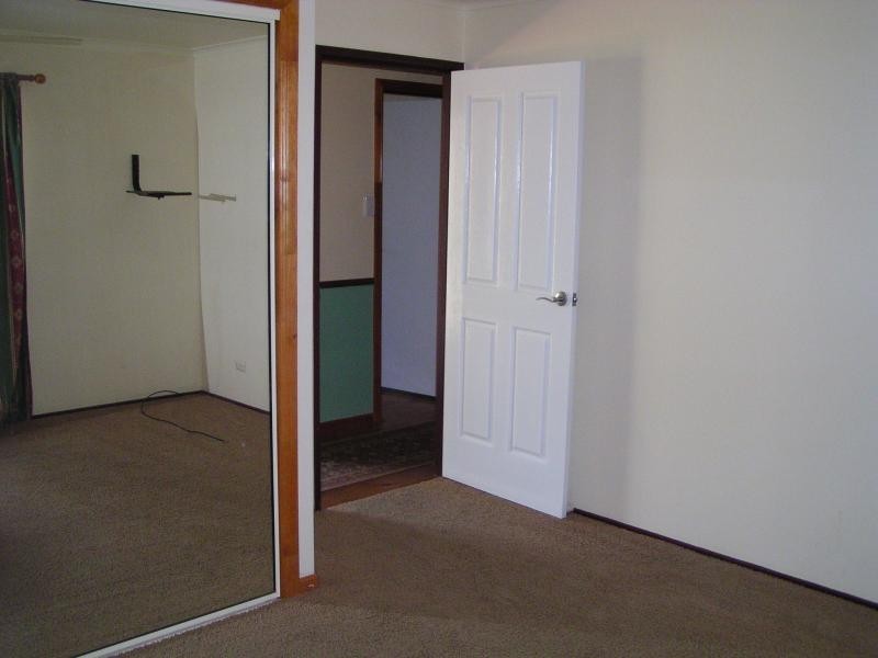 36 Coast Road, Macleay Island QLD 4184