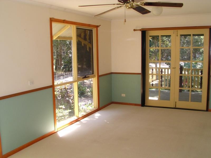 36 Coast Road, Macleay Island QLD 4184