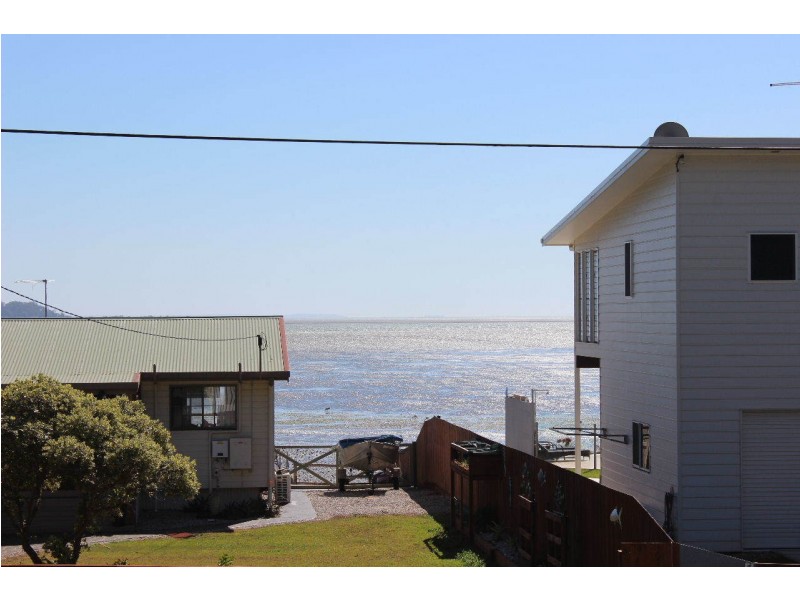 58 Bay Dr, Russell Island QLD 4184