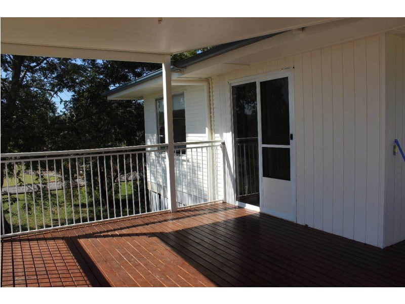58 Bay Dr, Russell Island QLD 4184