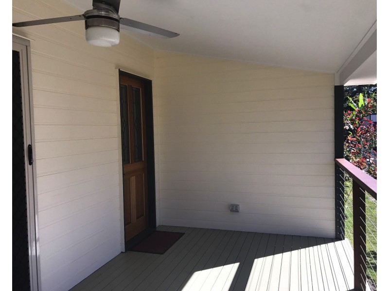 17 Natone Tce, Macleay Island QLD 4184