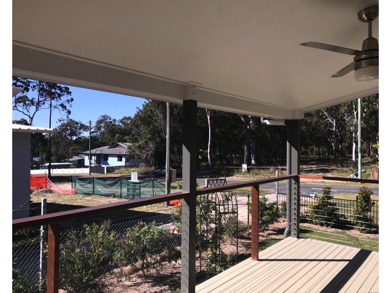 17 Natone Tce, Macleay Island QLD 4184