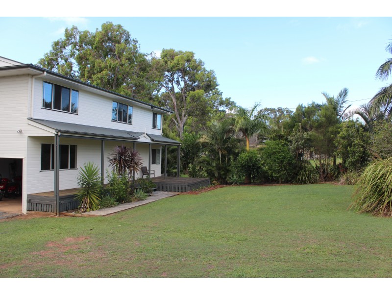83 Canaipa Point Drive, Russell Island QLD 4184