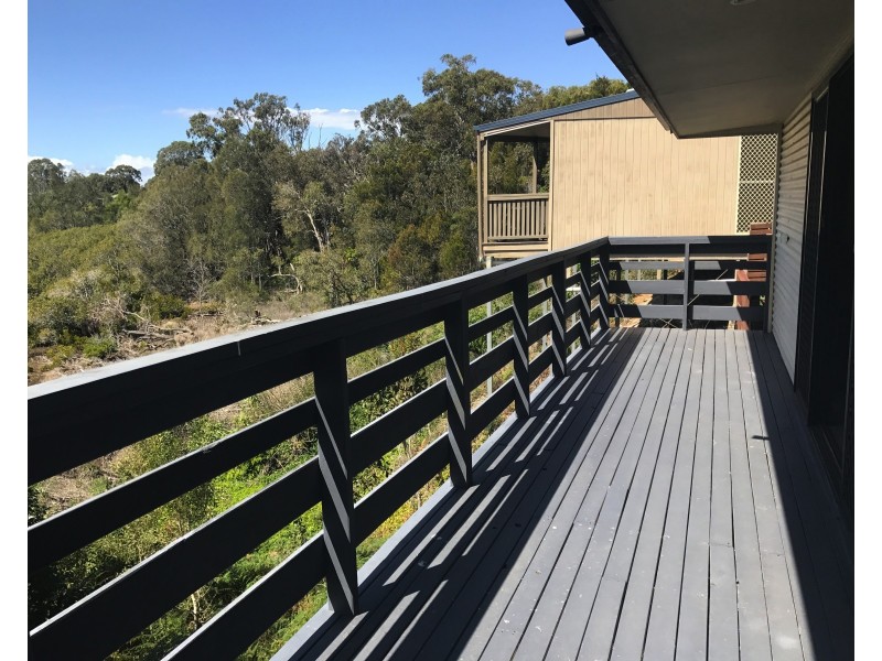 8 Timothy St, Macleay Island QLD 4184