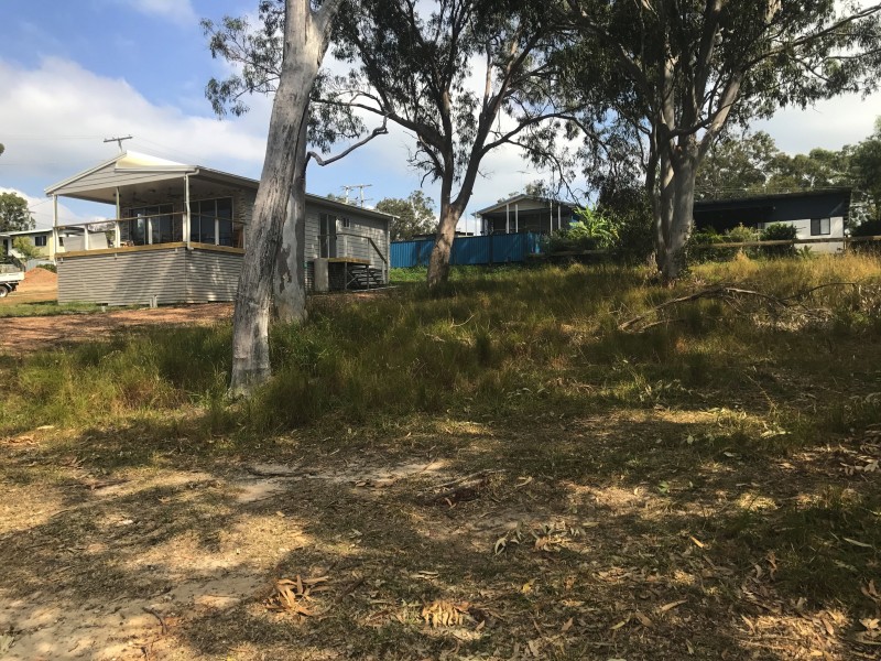 3 Alkira Street, Macleay Island QLD 4184