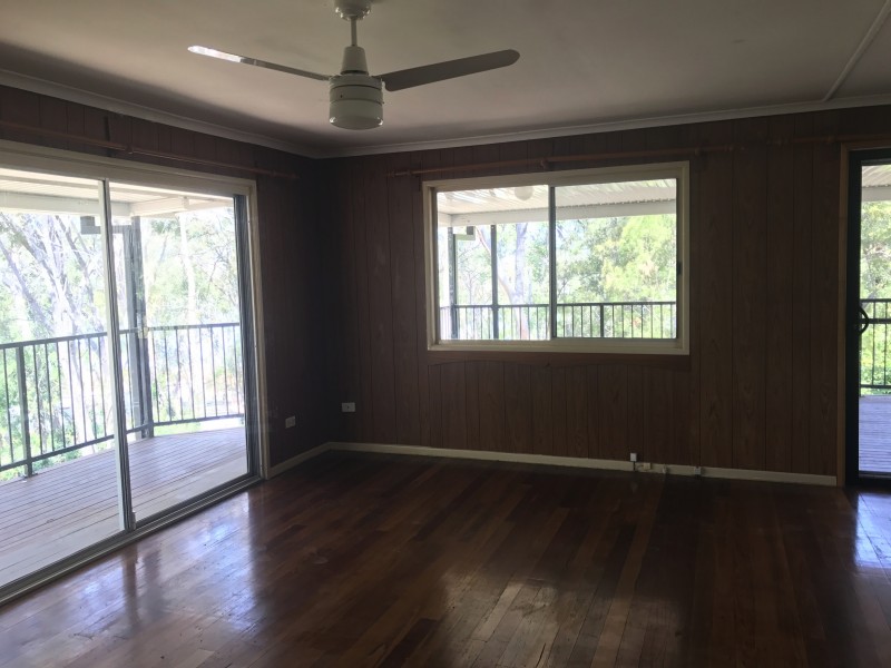 26 Southsea Tce, Macleay Island QLD 4184