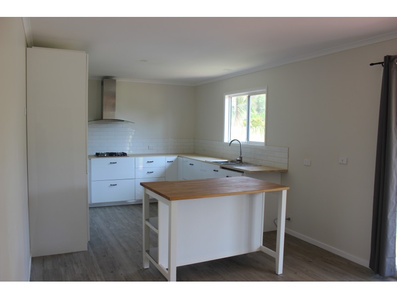 116 Canaipa Point Dr, Russell Island QLD 4184