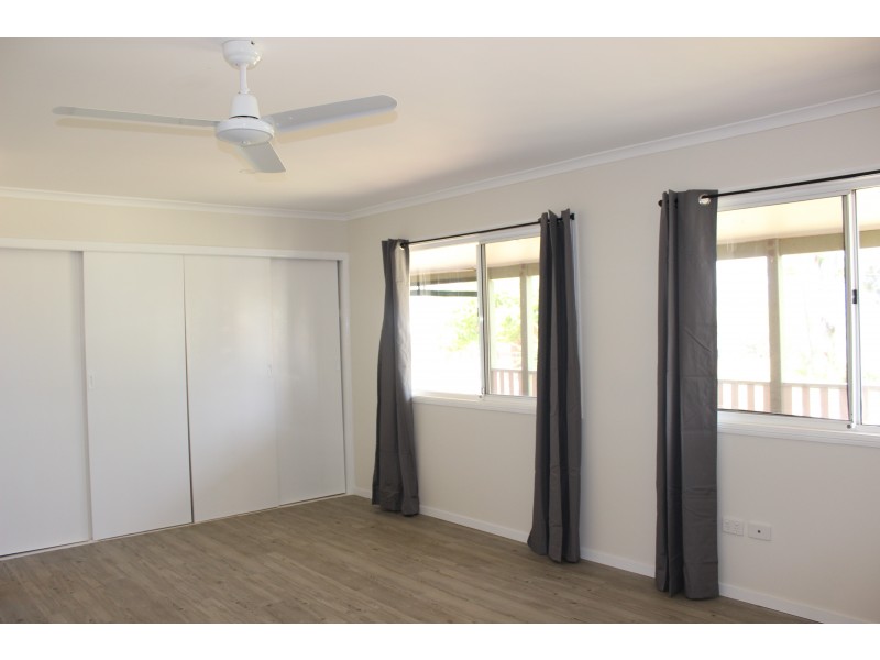 116 Canaipa Point Dr, Russell Island QLD 4184