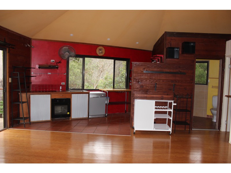 172 Treasure Island Avenue, Karragarra Island QLD 4184