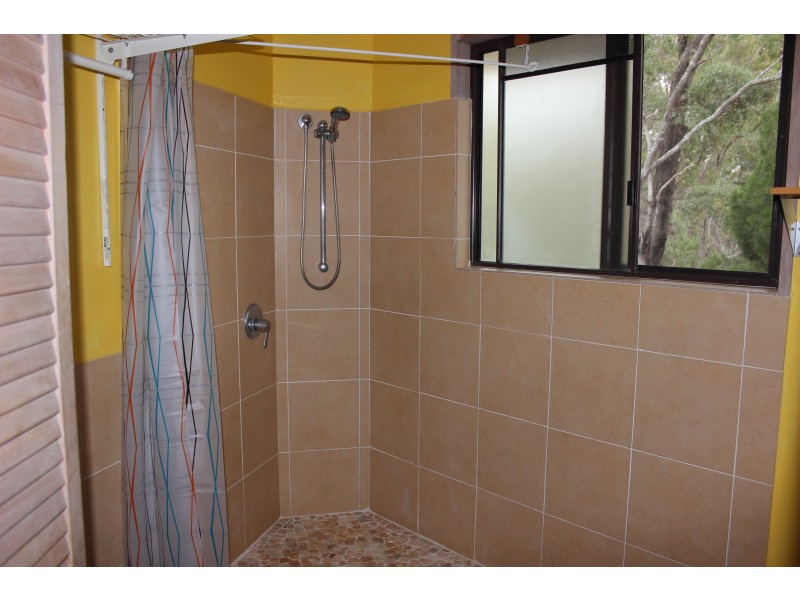 172 Treasure Island Avenue, Karragarra Island QLD 4184