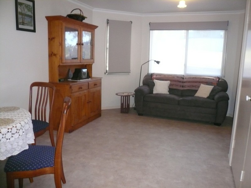 101 Beelong St, Macleay Island QLD 4184