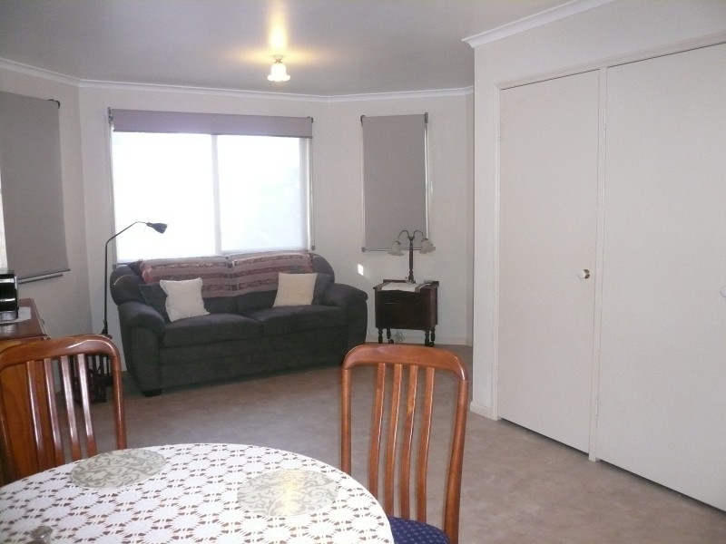 101 Beelong St, Macleay Island QLD 4184