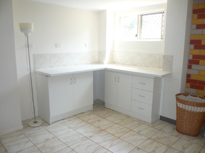 70 Western Rd, Macleay Island QLD 4184