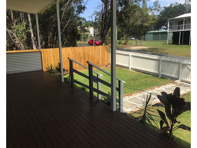 11 Barramundi St, Macleay Island QLD 4184