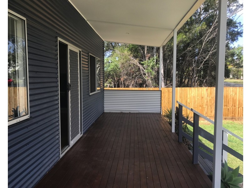 11 Barramundi St, Macleay Island QLD 4184