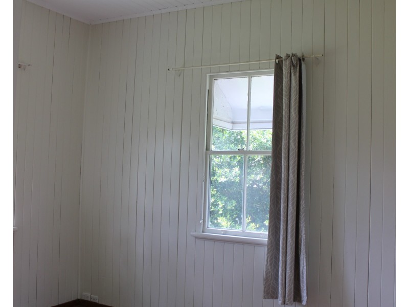 1 Lemontree Drive, Macleay Island QLD 4184