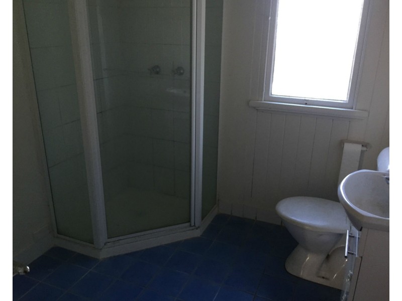 1 Lemontree Drive, Macleay Island QLD 4184