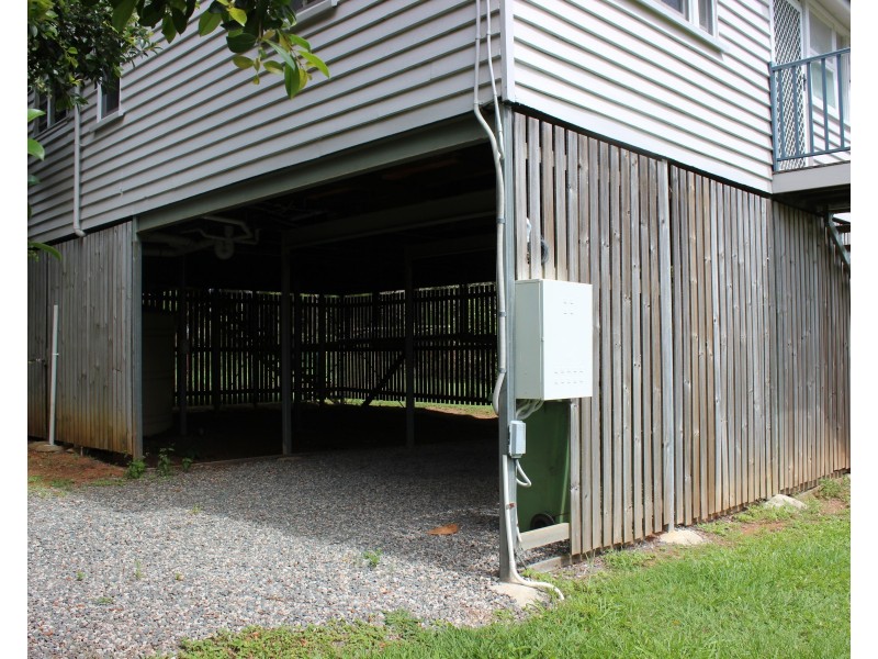 1 Lemontree Drive, Macleay Island QLD 4184