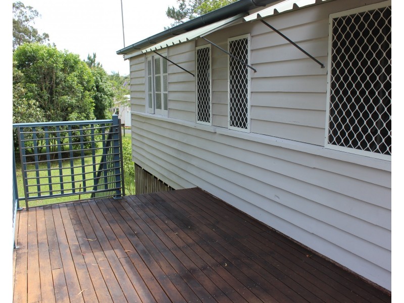 1 Lemontree Drive, Macleay Island QLD 4184