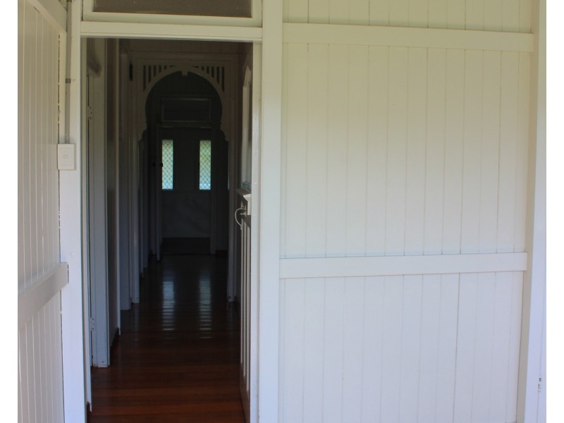 1 Lemontree Drive, Macleay Island QLD 4184