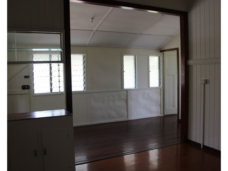 1 Lemontree Drive, Macleay Island QLD 4184