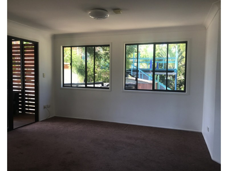 10 Keith St, Macleay Island QLD 4184