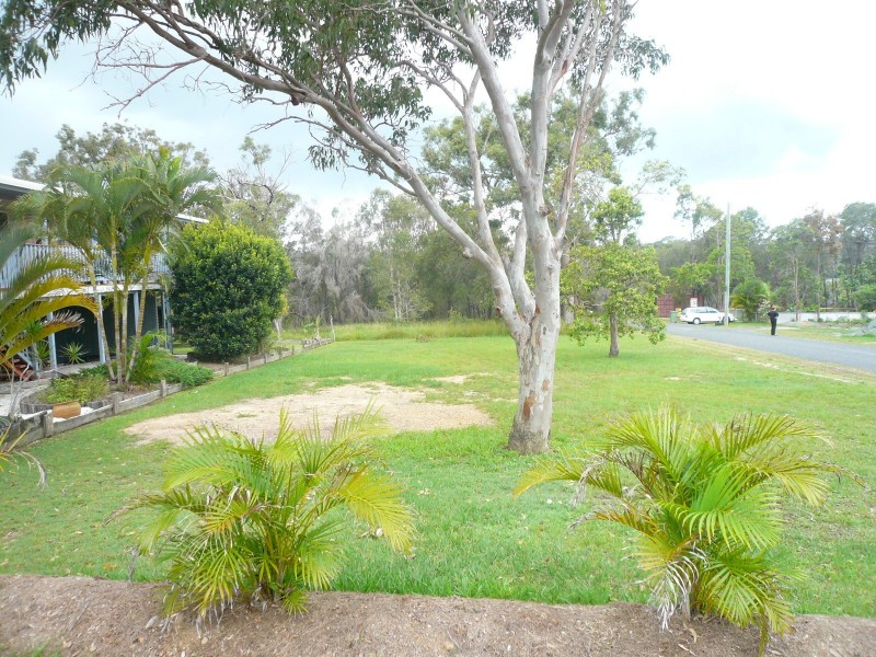 10 Camena Street, Macleay Island QLD 4184