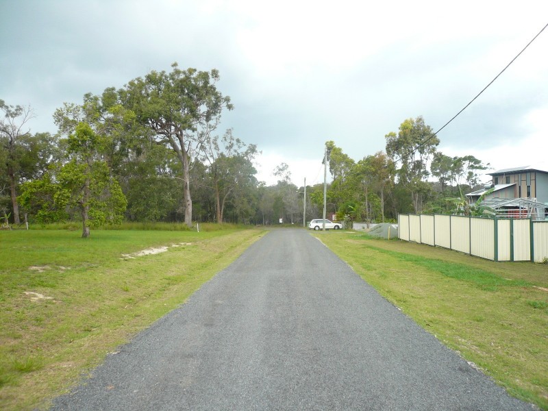 10 Camena Street, Macleay Island QLD 4184