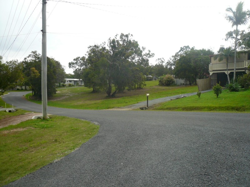 10 Camena Street, Macleay Island QLD 4184