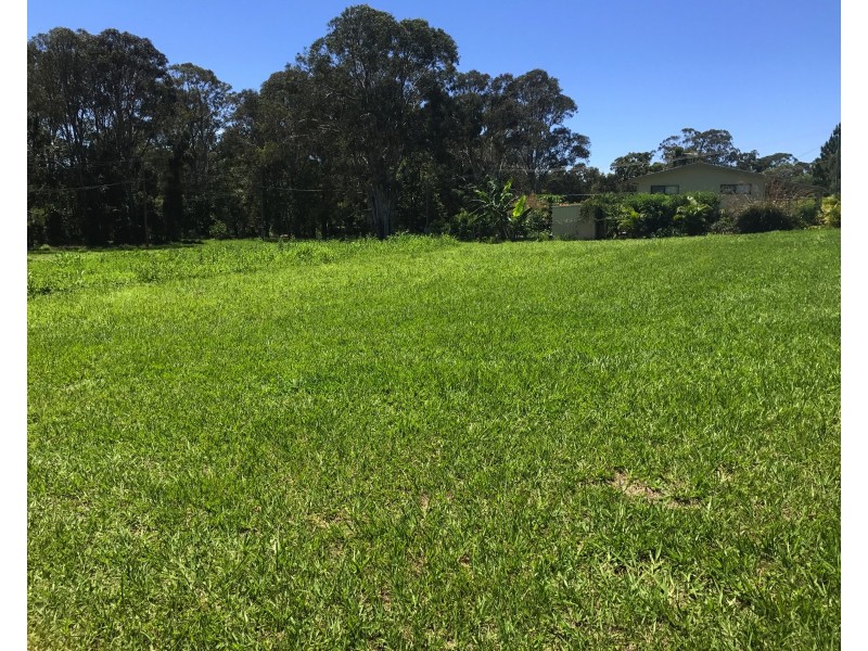46 Lonicera St, Macleay Island QLD 4184
