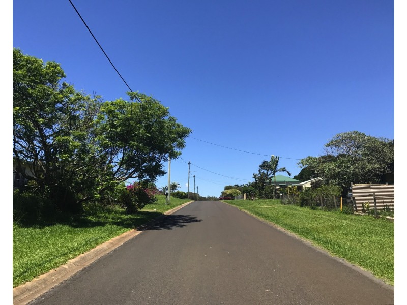 46 Lonicera St, Macleay Island QLD 4184