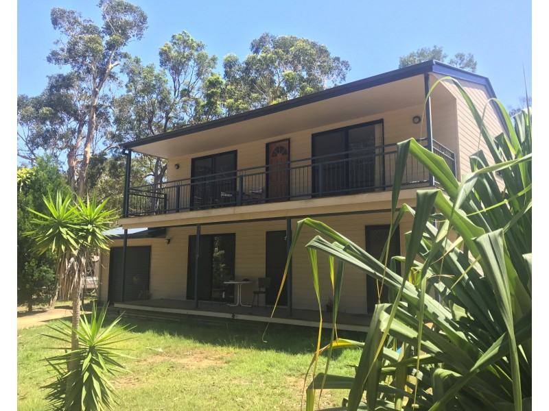 13 Morwong St, Macleay Island QLD 4184