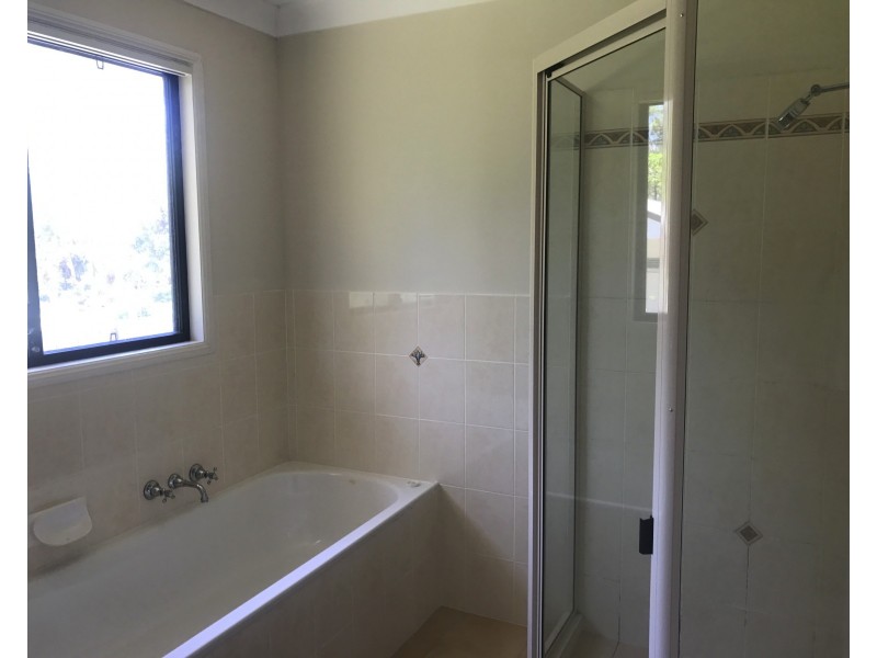 13 Morwong St, Macleay Island QLD 4184