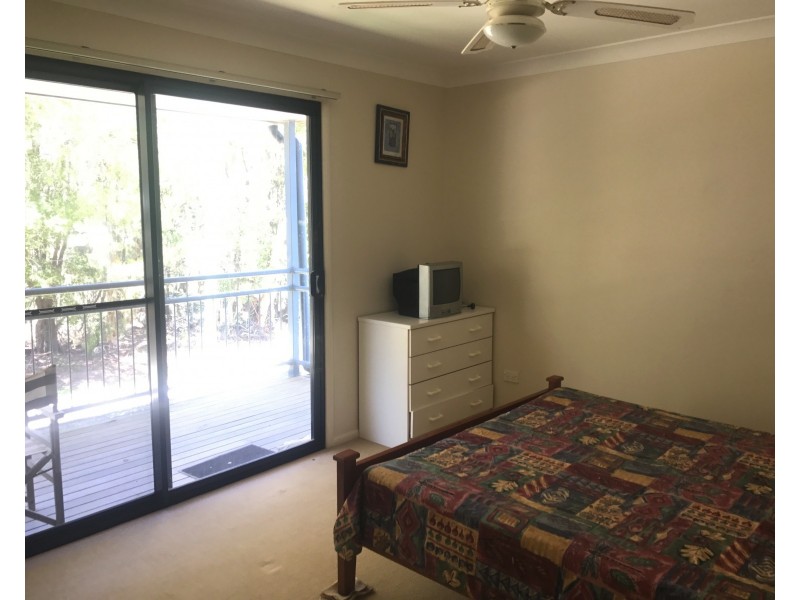 13 Morwong St, Macleay Island QLD 4184